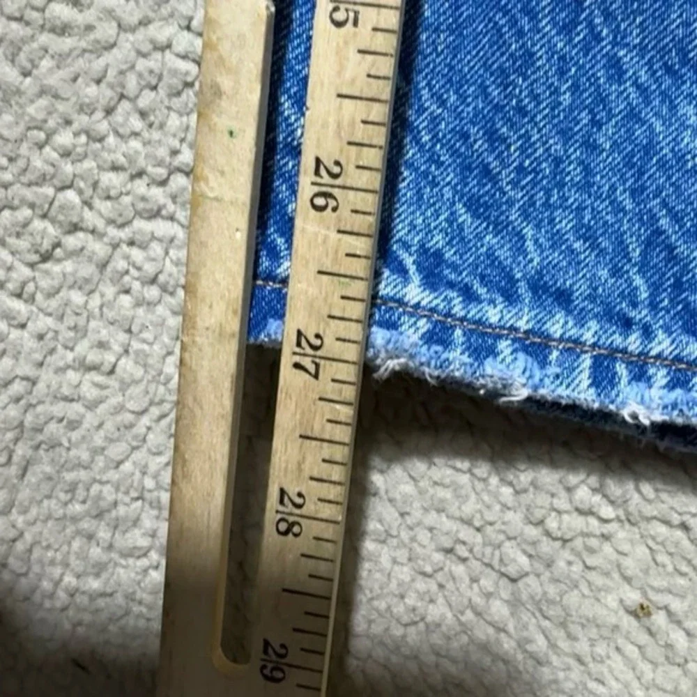 American Eagle Jeans Womens 14 Mom Jean Distressed Light Wash‎ Cotton Meas 32x27